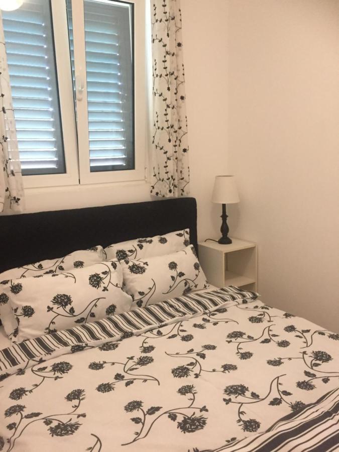 Bay View Apartments Petrovac Kültér fotó
