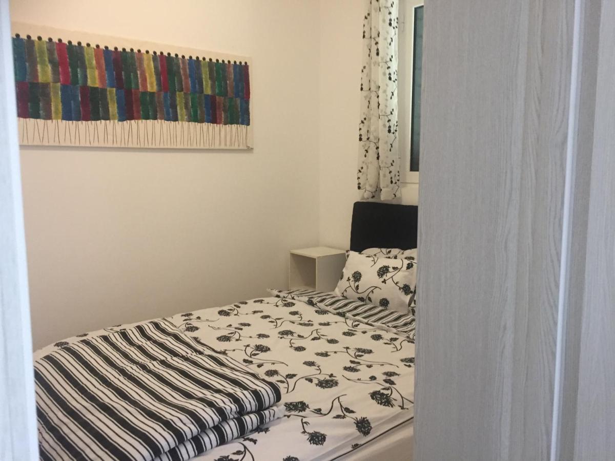 Bay View Apartments Petrovac Kültér fotó