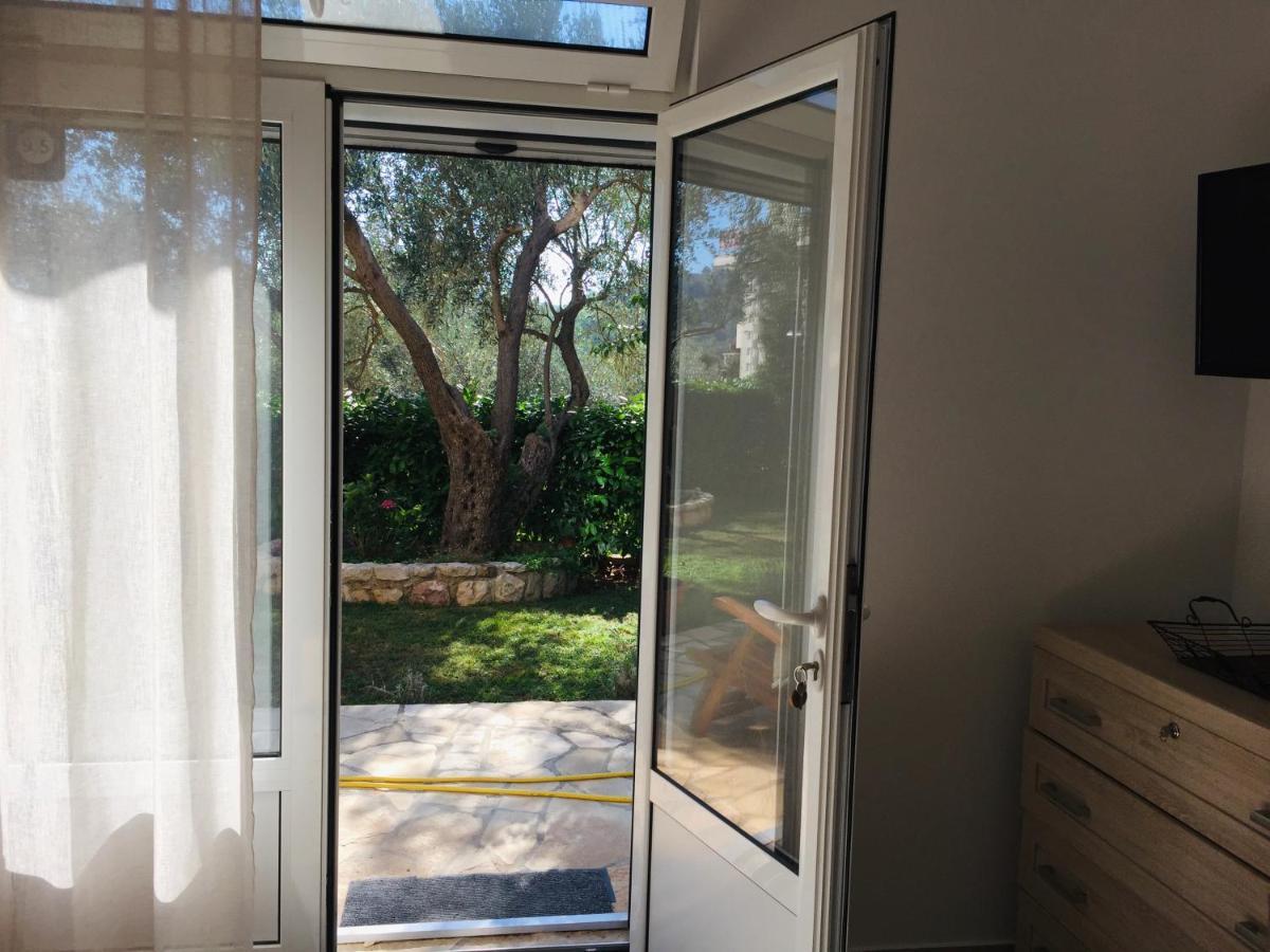 Bay View Apartments Petrovac Szoba fotó