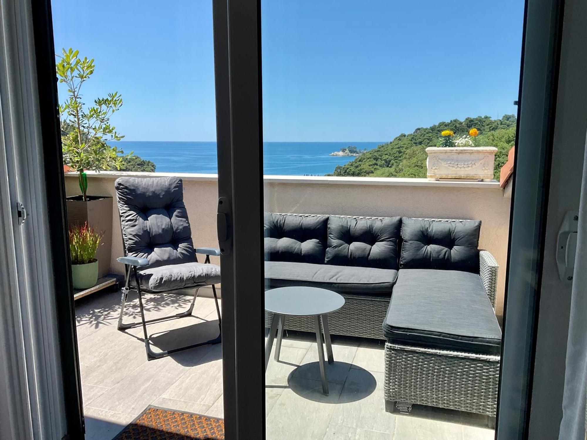 Bay View Apartments Petrovac Kültér fotó