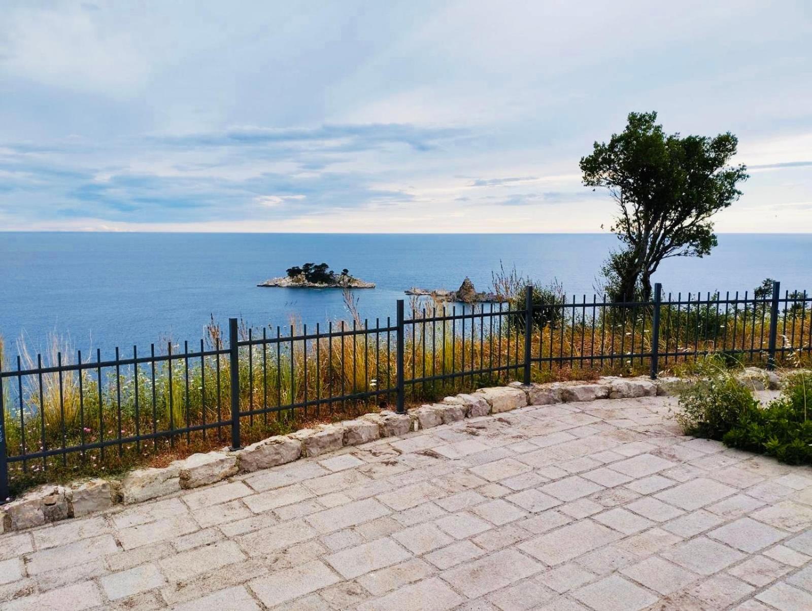 Bay View Apartments Petrovac Kültér fotó
